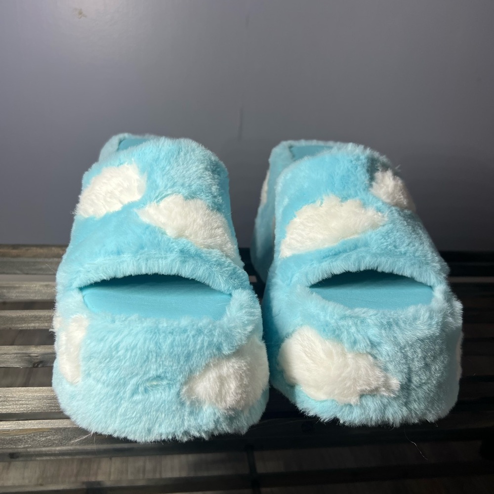 DELIA*s Wish You Were Here Platform Fluffy Blue and White Sandals - Picture 2 of 5